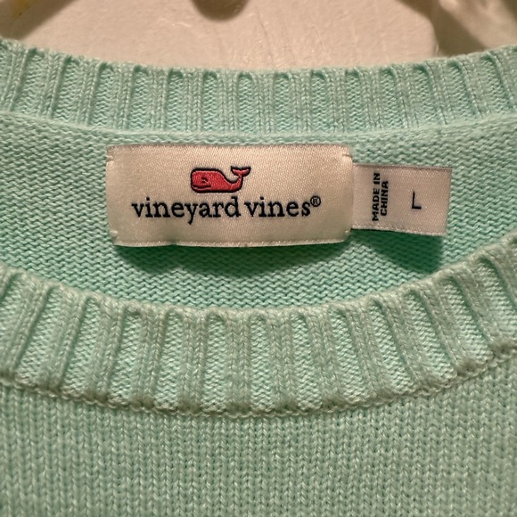 Vineyard Vines Mint Sweater with Whale Logo - Picture 2 of 2